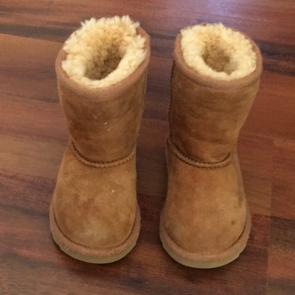 Toddler Uggs